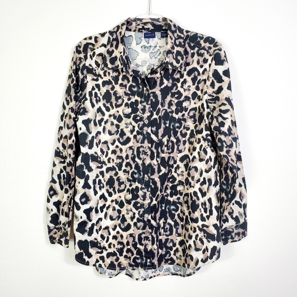WESTBOUND ANIMAL PRINT BUTTON FRONT BLOUSE